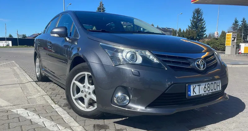 toyota avensis Toyota Avensis cena 48900 przebieg: 130000, rok produkcji 2013 z Radzyń Chełmiński